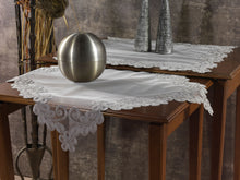 Lade das Bild in den Galerie-Viewer, Tischset Prince Grau
